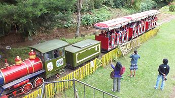 Emirates Luxury Apartments