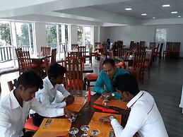 Emirates Luxury Apartments