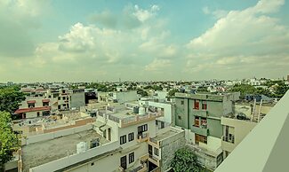 Itsy Hotels Swastika Inn Sector 26