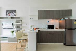 Ozone Condotel Kata by RESAVA