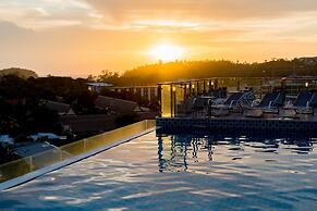 Ozone Condotel Kata by RESAVA