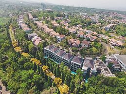 Mentari Hill View 7BR Villa with a Private Pool