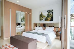 Mentari Hill View 7BR Villa with a Private Pool