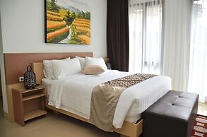 Mentari Hill View 7BR Villa with a Private Pool