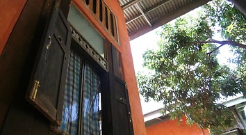 Baannoi Nornmuan Home