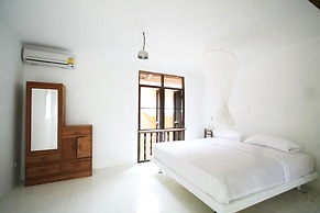 Baannoi Nornmuan Home