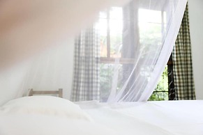 Baannoi Nornmuan Home