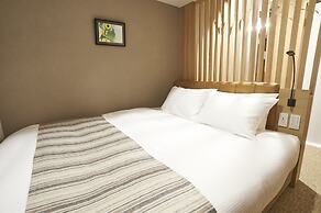 Quintessa Hotel Tokyo Haneda Comic & Books