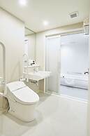 Quintessa Hotel Tokyo Haneda Comic & Books