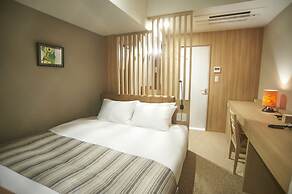 Quintessa Hotel Tokyo Haneda Comic & Books