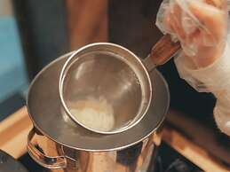 Quintessa Hotel Tokyo Haneda Comic & Books