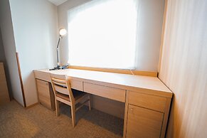 Quintessa Hotel Tokyo Haneda Comic & Books