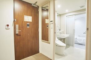 Quintessa Hotel Tokyo Haneda Comic & Books