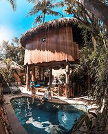 Gili Treehouses