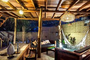 Gili Treehouses