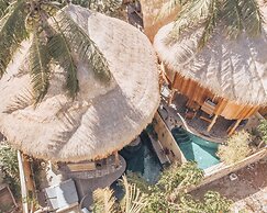 Gili Treehouses