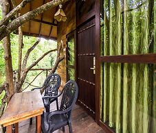 Eighth Wonder Resort