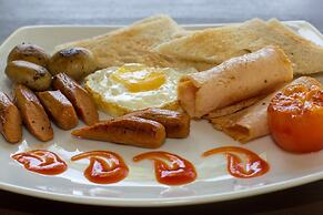 Eighth Wonder Resort