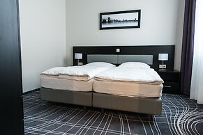Sky Business Hotel