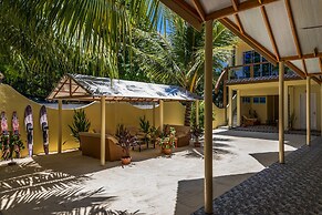 Relax Residence Thoddoo Maldives