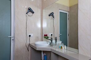 Relax Residence Thoddoo Maldives