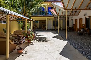 Relax Residence Thoddoo Maldives