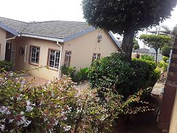 Vuya Nathi Bed & Breakfast