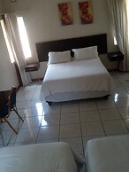 Vuya Nathi Bed & Breakfast