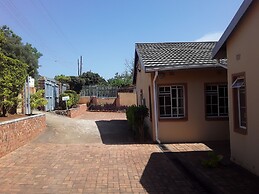 Vuya Nathi Bed & Breakfast