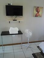 Vuya Nathi Bed & Breakfast