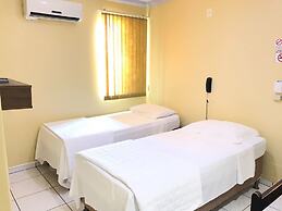 Aki Hotel e Restaurante