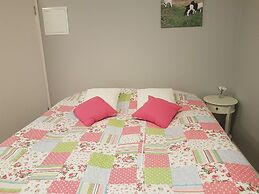 Skálatjörn Guesthouse