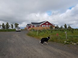 Skálatjörn Guesthouse