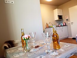 Skálatjörn Guesthouse