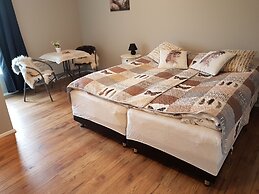 Skálatjörn Guesthouse