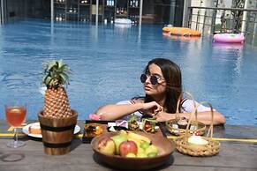 Radisson Lucknow City Center