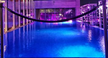 Radisson Lucknow City Center