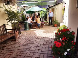The White Hart Hotel