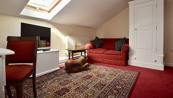 The White Hart Hotel