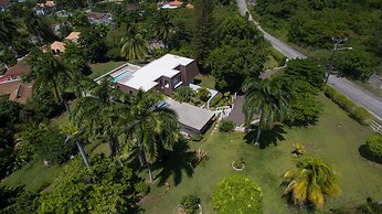 Burlingame Villa