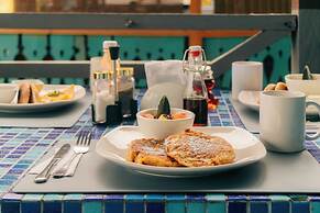 Saigon Bay Bed & Breakfast