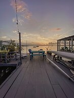 Saigon Bay Bed & Breakfast