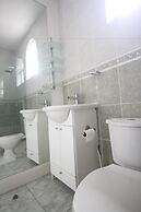 Summer Breeze Vacation Home