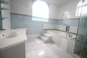 Summer Breeze Vacation Home