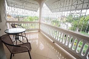 Summer Breeze Vacation Home