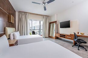 Krystal Urban Cancun & Beach Club