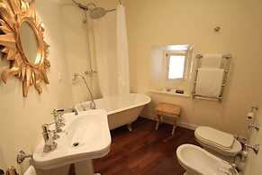 Holiday House Belle Arti