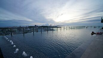 The Base Central Pattaya BY U Plus