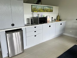 The Country House at Hunchy Montville