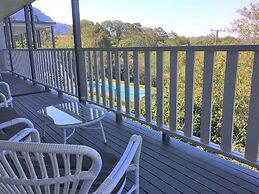 The Country House at Hunchy Montville